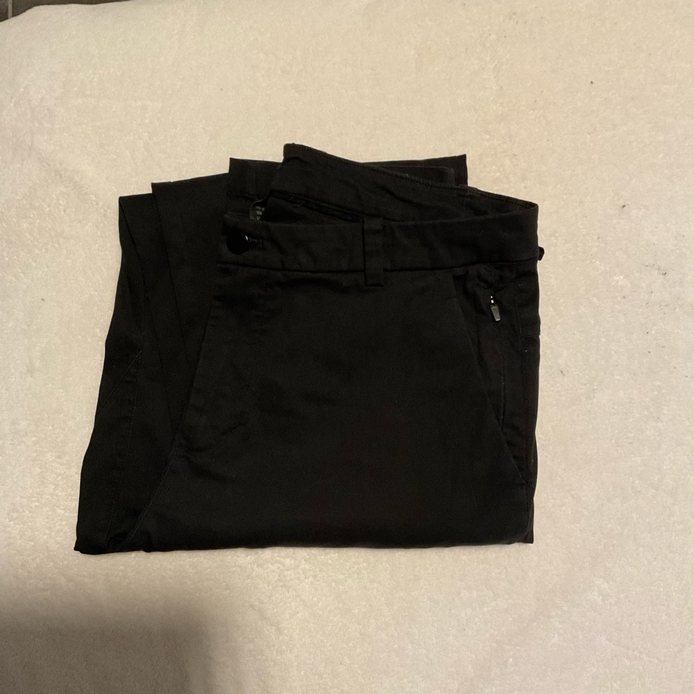 Men’s Lululemon ABC Classic Fit Pant.